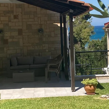 Elani Bliss Kassandra