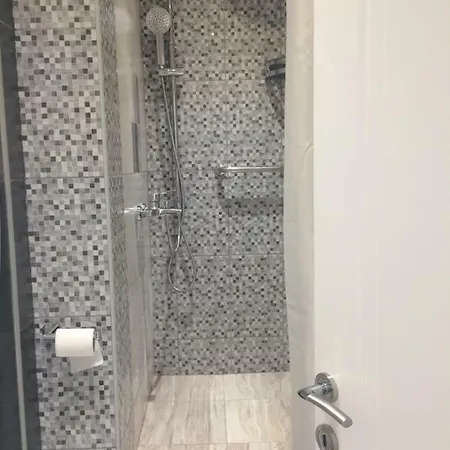 Elani Bliss Villa Kassandra